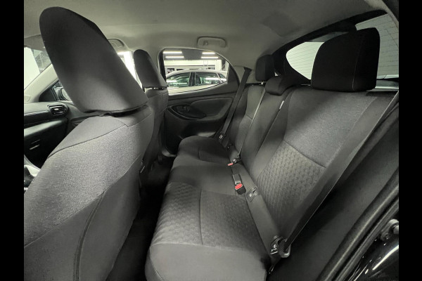 Toyota Yaris 1.5 Hybrid Dynamic| Parkeersen | Cam | Cruise |