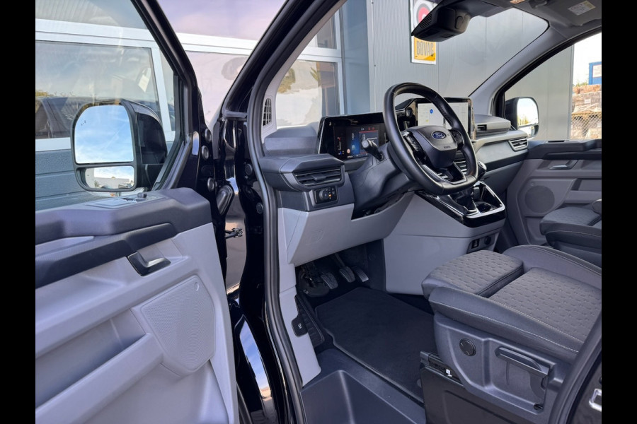 Ford Transit Custom 320 2.0 TDCI 136pk L1H1 Limited DC 5P | L+R SCHUIF | Trekhaak Elekt. | Navi | ACC | BLIS | Carplay | 17 inch