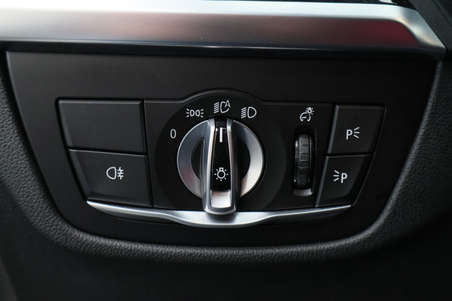 BMW X4 M Competition Panoramadak, Memory, Head-Up, H&K, 360° Camera, Trekhaak