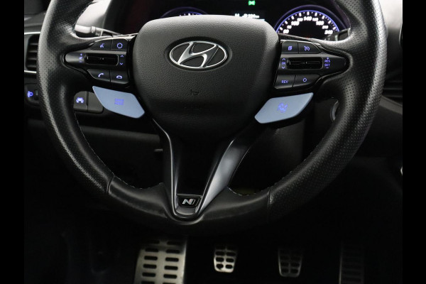 Hyundai i30 2.0 T-GDI N2 Performance | Panoramadak | Memory | Cruise control | Stuur/stoel verwarming | Camera | Park assist | Carplay | Climate control | 19" velgen