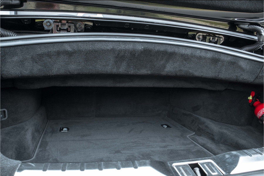 Bentley Continental GTC 4.0 V8 MULLINER | NAIM AUDIO | DIAMOND QUILTING SPEC. | TOURING+CITY SPEC. | ROTATING DISPLAY | CARBON INTERIOR | HEAD-UP | BLAC WINDSCHERM | ZWART DAK | DYNAMIC RIDE | CHROME PINSTRIPE INTERIOR | EMBLEMEN IN HOOFDSTEUNEN | ETC.