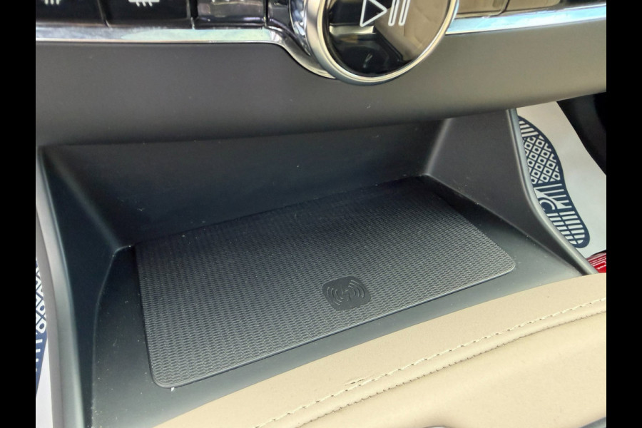 Volvo XC90 2.0 T8 Plug-in hybrid AWD Ultra Bright l ACC l Panoramadak l Harman/Kardon
