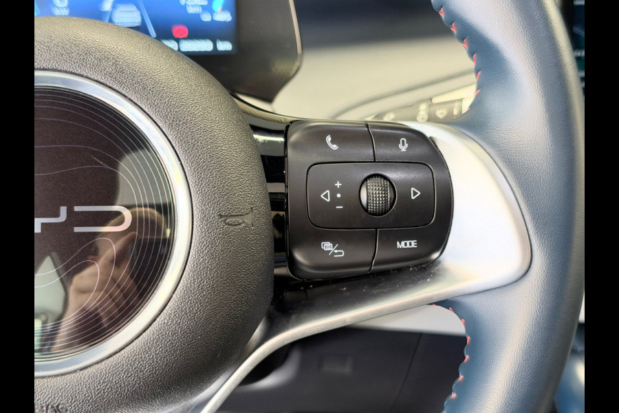 BYD ATTO 3 Design 60 kWh 420KM SoH 94% BTW PANO NAVI LED ADAPTIVE CRUISE CLIMATE LEDER PDC