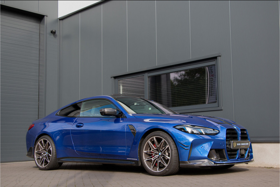 BMW M4 xDrive Competition 531PK | ACC | M Performance Aero Parts |360 Cam | HUD | Harman Kardon | Pano | Stoel Ventilatie + Verwarming  M Drive Professional | LCI | LED | Stuurverwarming | Frozen Portimao Blau metallic | Nieuwprijs €171.214,- | Shadow Line | Fabrieksgarantie.
