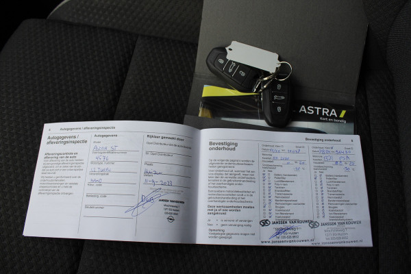 Opel Astra Sports Tourer 1.2 Business Edition AGR-stoel dealer onderhouden camera bomvol
