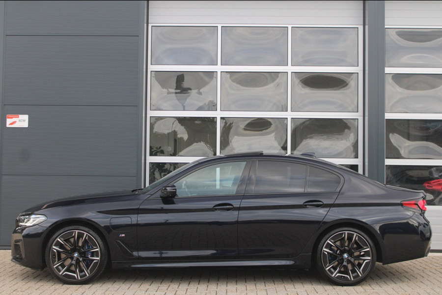 BMW 5 Serie 545e xDrive M-Sport | Pano | 360 | Laser | HK | ACC | Ventilatie | Soft close