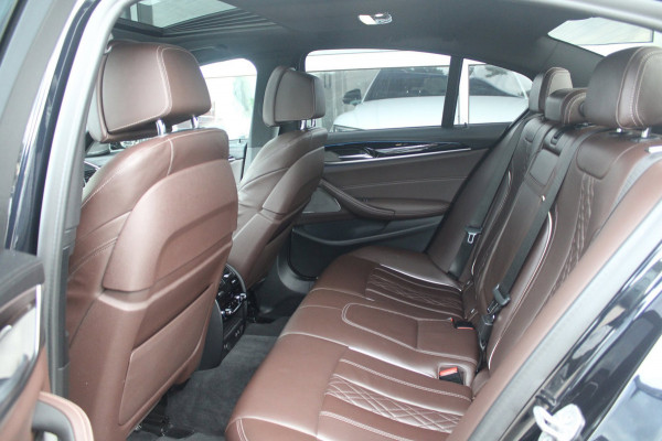 BMW 5 Serie 545e xDrive M-Sport | Pano | 360 | Laser | HK | ACC | Ventilatie | Soft close