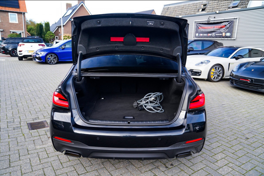 BMW 5 Serie 545e xDrive High Executive | Harman/Kardon | Laser LED | HuD | Facelift | Softclose | Panorama | Alcantara | Massage
