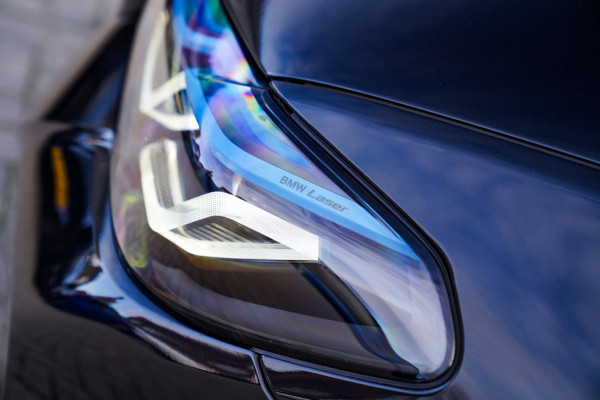 BMW 5 Serie 545e xDrive High Executive | Harman/Kardon | Laser LED | HuD | Facelift | Softclose | Panorama | Alcantara | Massage