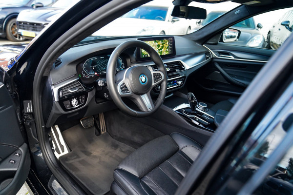 BMW 5 Serie 545e xDrive High Executive | Harman/Kardon | Laser LED | HuD | Facelift | Softclose | Panorama | Alcantara | Massage