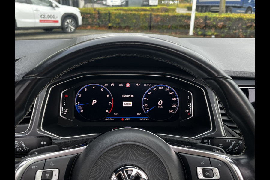 Volkswagen T-Roc 2.0 TSI 4Motion Sport Business R 190pk Automaat | Panoramadak | Adapt. Cruise | Afn. trekhaak | Dodehoek | Elektr. klep | Winter Pack | etc. etc.
