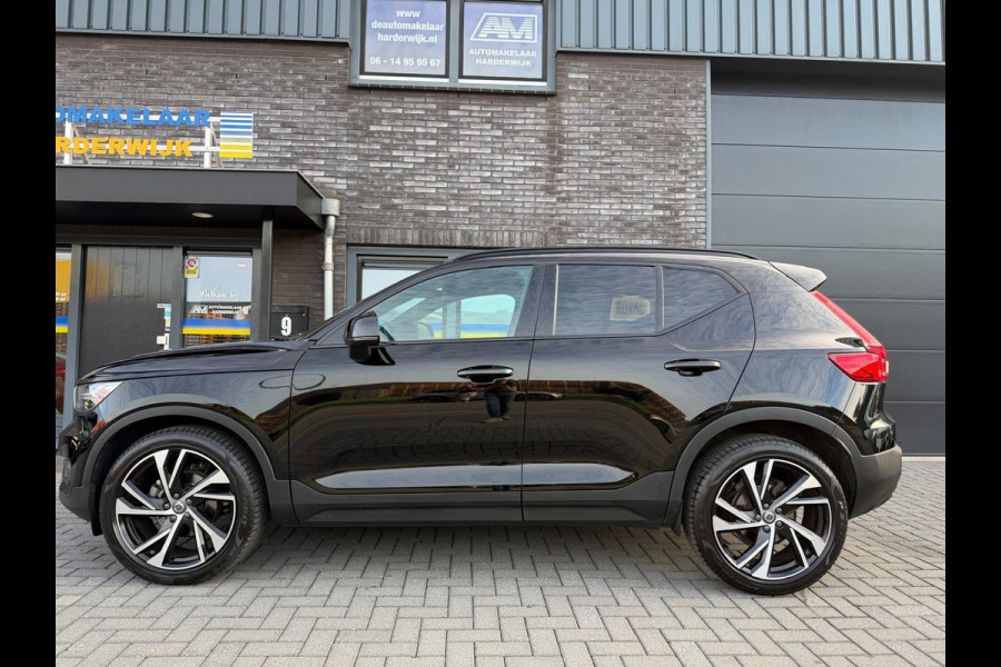 Volvo XC40 1.5 T2 R-Design | 1E EIGENAAR | 3/6/12MND GARANTIE | AUTOMAAT | PANO | LED | DAB | CRUISE | CARPLAY | STOELVERWM | BLIS | HARMAN KARDON |