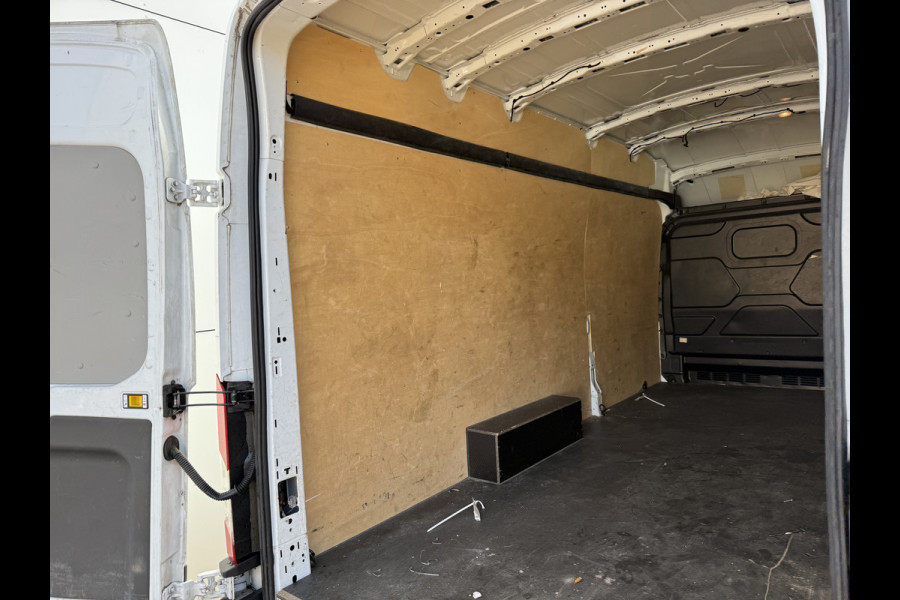 Ford E-Transit e-Transit 68kWh 184PK