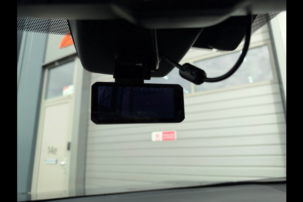 Toyota RAV4 2.5 Hybrid Bi-Tone PANO NAP CAMERA APK