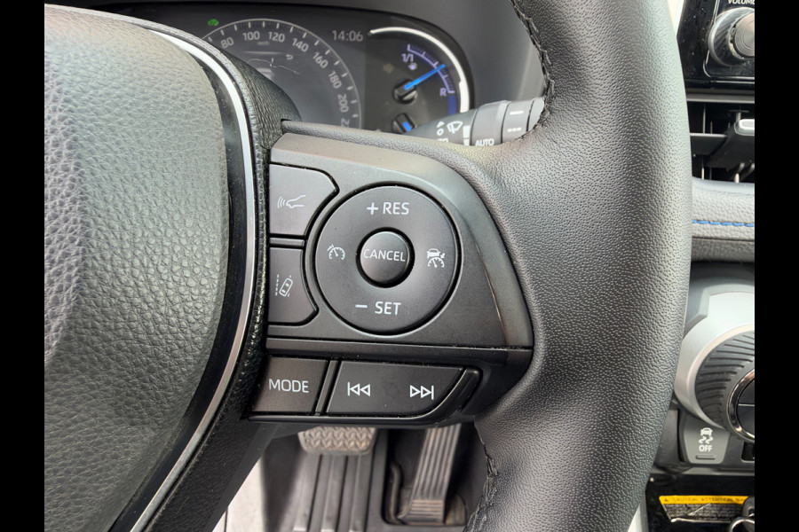 Toyota RAV4 2.5 Hybrid Bi-Tone PANO NAP CAMERA APK