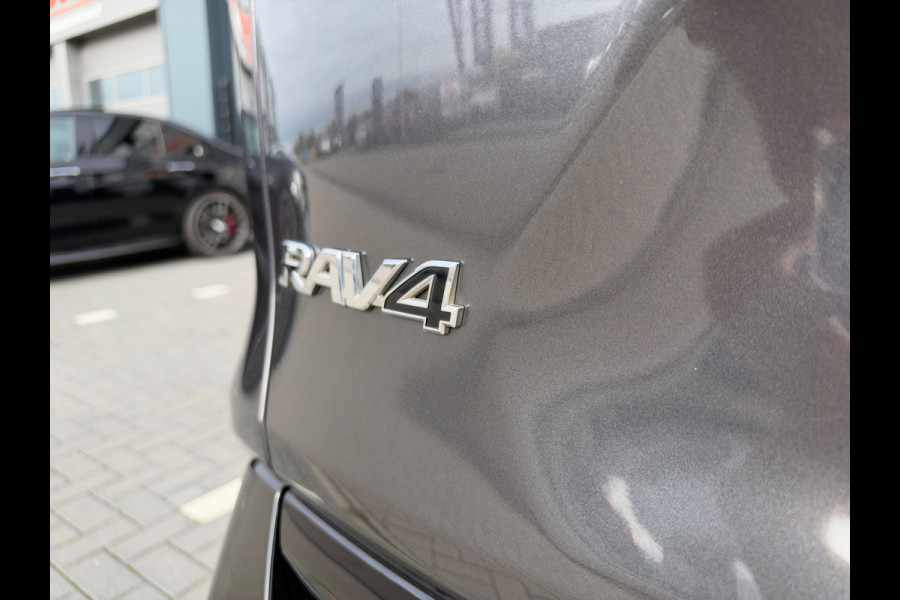 Toyota RAV4 2.5 Hybrid Bi-Tone PANO NAP CAMERA APK