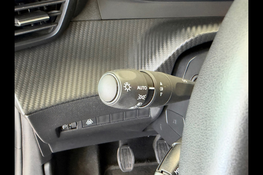 Peugeot 208 1.2 PureTech Allure Pack LED CLIMAT CRUISE CONTROL PDC CARPLAY LANE ASSIST