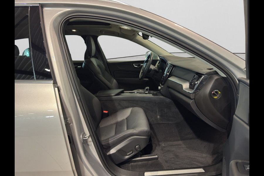 Volvo XC60 T6 Aut. Long Range Inscription Leder Parkeercamera Stoelverwarming 350pk