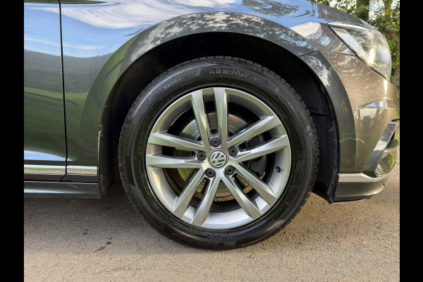 Volkswagen Passat Variant 1.6 TDI Highline Business R | Navi + Cruise control Nu € 9.975 Ex BTW,- !!!