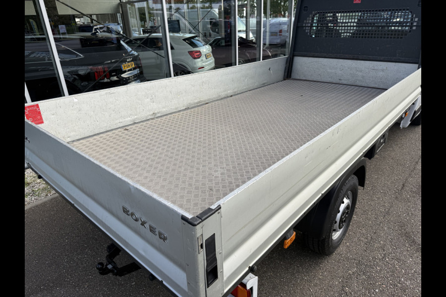 Peugeot Boxer 335 2.2 BlueHDi 165 L4 Pick-up | Open laadbak | Trekhaak 3.5T | Cruisec. | Airco