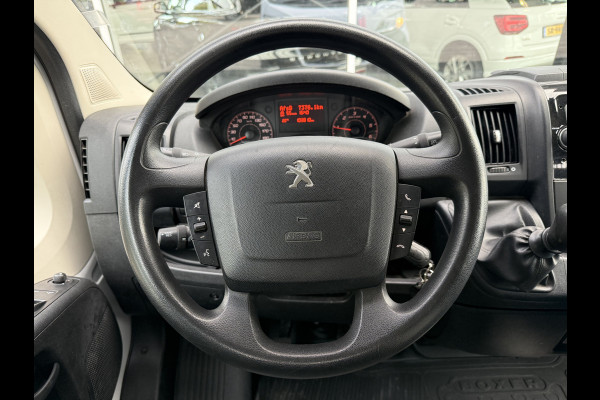 Peugeot Boxer 335 2.2 BlueHDi 165 L4 Pick-up | Open laadbak | Trekhaak 3.5T | Cruisec. | Airco