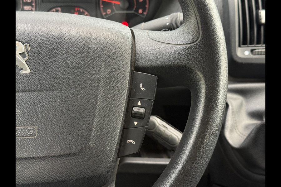 Peugeot Boxer 335 2.2 BlueHDi 165 L4 Pick-up | Open laadbak | Trekhaak 3.5T | Cruisec. | Airco