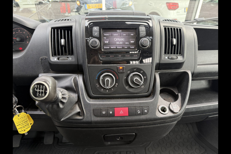 Peugeot Boxer 335 2.2 BlueHDi 165 L4 Pick-up | Open laadbak | Trekhaak 3.5T | Cruisec. | Airco