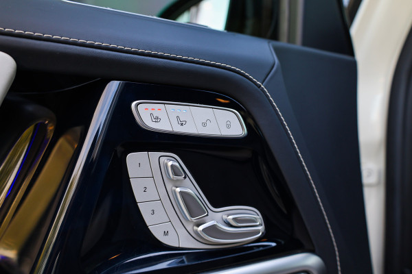 Mercedes-Benz G-Klasse 63 | MANUFAKTUR | BURMESTER 3D | MASSAGE | STOELKOELING | CARBON | 360 |
