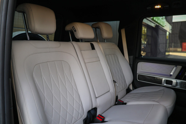 Mercedes-Benz G-Klasse 63 | MANUFAKTUR | BURMESTER 3D | MASSAGE | STOELKOELING | CARBON | 360 |