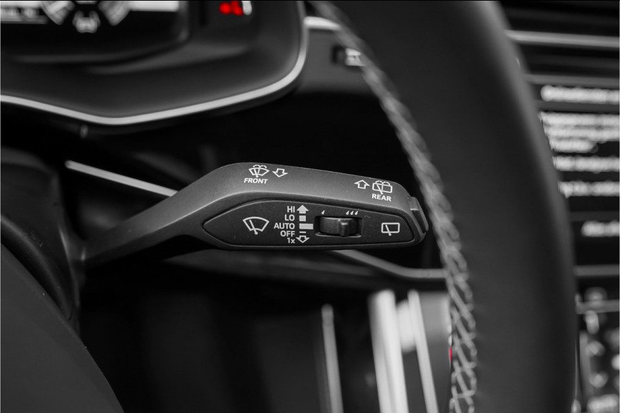 Audi Q7 55 TFSI e Quattro Pro Line S Pano Luchtvering Bose Trekhaak