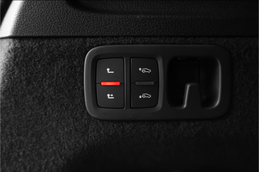Audi Q7 55 TFSI e Quattro Pro Line S Pano Luchtvering Bose Trekhaak