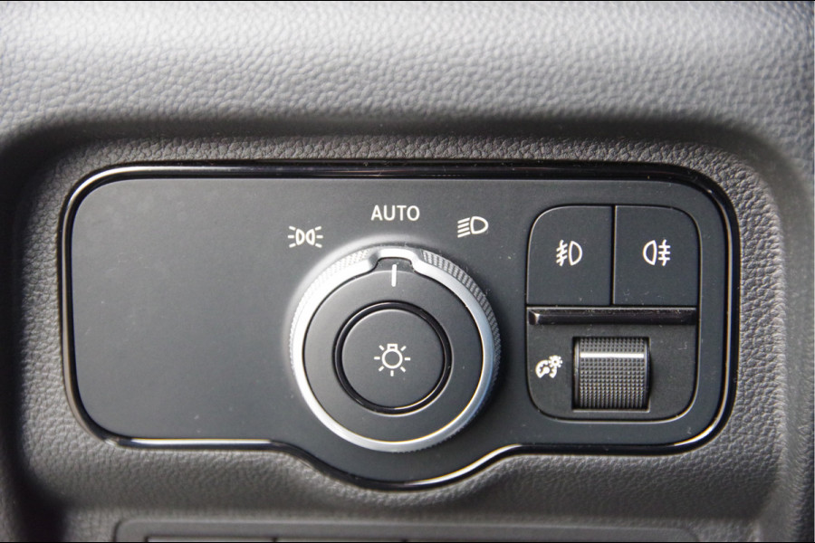 Mercedes-Benz Citan 112 CDI L1 3-ZITS, LED, TREKHAAK, KEYLESS, CAMERA, CRUISE, CLIMA, PARKEERSENSOREN
