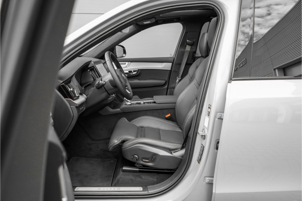 Volvo XC90 HEICO 2.0 T8 Plug-in AWD Ultra Black 7p Model 2027 B&W Pano Massage Stoelventilatie Trekhaak