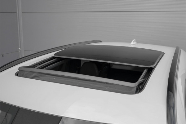 Volvo XC90 HEICO 2.0 T8 Plug-in AWD Ultra Black 7p Model 2027 B&W Pano Massage Stoelventilatie Trekhaak