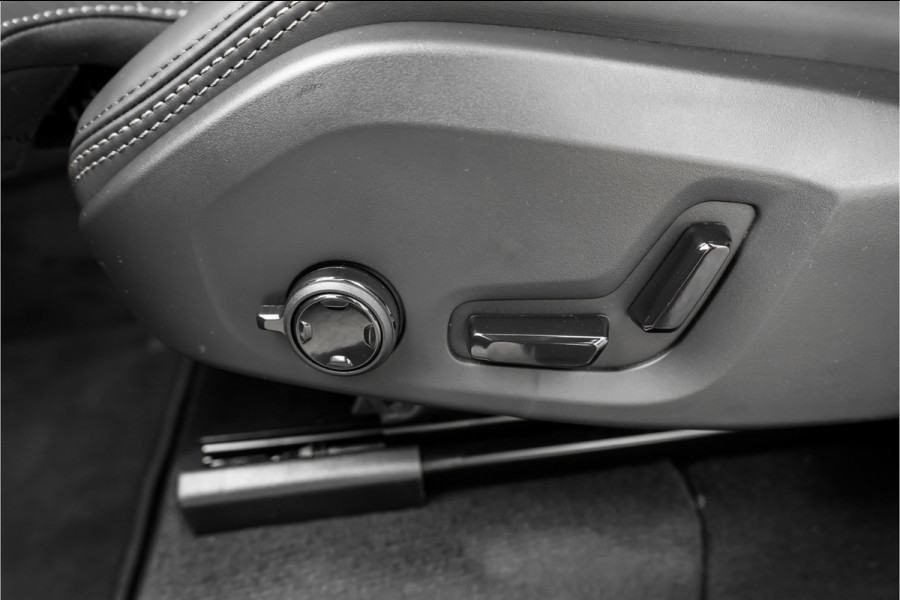 Volvo XC90 HEICO 2.0 T8 Plug-in AWD Ultra Black 7p Model 2027 B&W Pano Massage Stoelventilatie Trekhaak