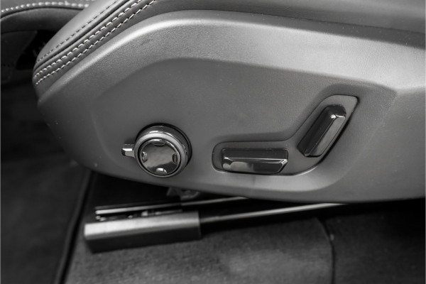 Volvo XC90 HEICO 2.0 T8 Plug-in AWD Ultra Black 7p Model 2027 B&W Pano Massage Stoelventilatie Trekhaak