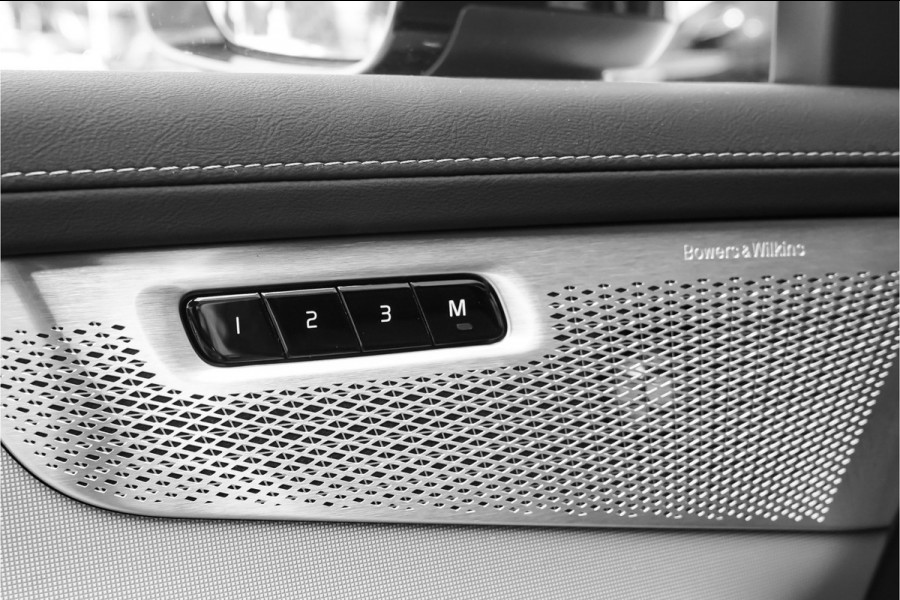 Volvo XC90 HEICO 2.0 T8 Plug-in AWD Ultra Black 7p Model 2027 B&W Pano Massage Stoelventilatie Trekhaak
