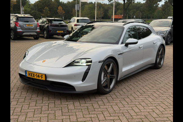Porsche Taycan Sport Turismo 4S 93 kWh / SOH 94.5 % / Panoramadak / 360Camera / Head-up / Burmester / 21'' / Luchtvering / Stoel+Stuurverwarming / Dodehoek / DAB / ACC / Warmtepomp