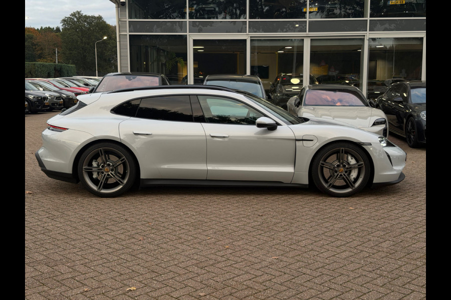 Porsche Taycan Sport Turismo 4S 93 kWh / SOH 94.5 % / Panoramadak / 360Camera / Head-up / Burmester / 21'' / Luchtvering / Stoel+Stuurverwarming / Dodehoek / DAB / ACC / Warmtepomp
