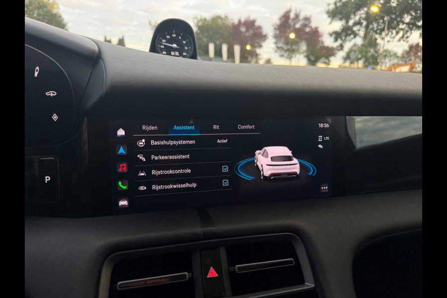 Porsche Taycan Sport Turismo 4S 93 kWh / SOH 94.5 % / Panoramadak / 360Camera / Head-up / Burmester / 21'' / Luchtvering / Stoel+Stuurverwarming / Dodehoek / DAB / ACC / Warmtepomp
