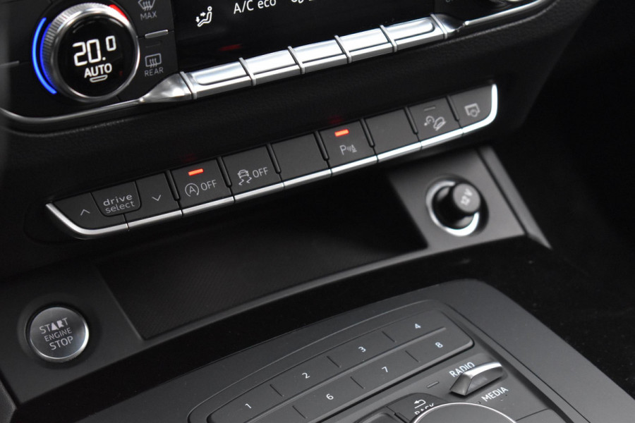 Audi Q5 2.0 TFSI quattro Sport 3x S Line Pano ALLBlack NAP Trekhaak