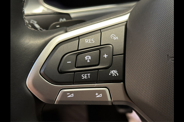 Volkswagen T-Roc 1.5 TSI Style|Pano|Memory|Leder|Keyless|Camera|Carplay