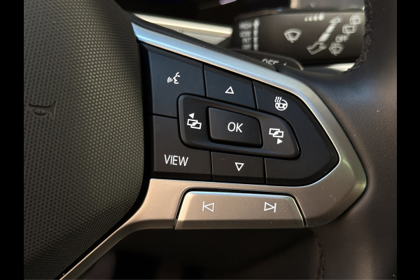 Volkswagen T-Roc 1.5 TSI Style|Pano|Memory|Leder|Keyless|Camera|Carplay