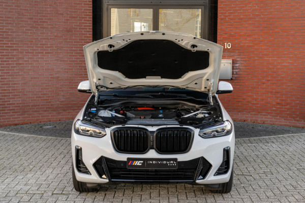 BMW X3 xDrive30e M-Sport Pano HuD Trekhaak Camera 94% SOH