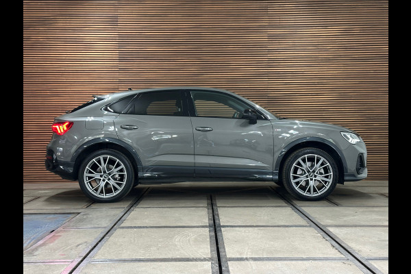Audi Q3 Sportback 45 TFSI e S Edition | 20” Lichtmetaal | Carplay | Virtual Cockpit | 360° Camera | Sonos | ACC
