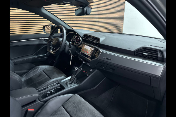 Audi Q3 Sportback 45 TFSI e S Edition | 20” Lichtmetaal | Carplay | Virtual Cockpit | 360° Camera | Sonos | ACC