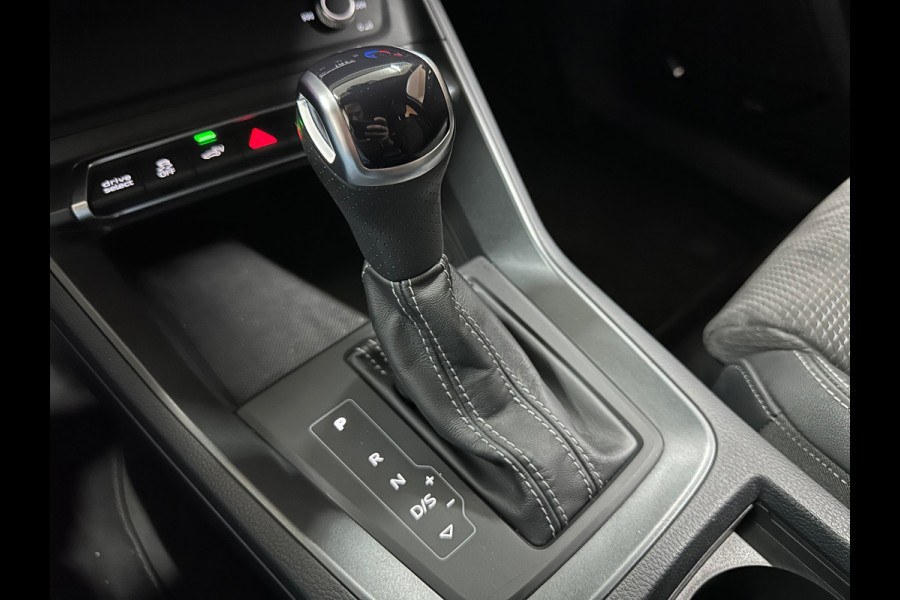 Audi Q3 Sportback 45 TFSI e S Edition | 20” Lichtmetaal | Carplay | Virtual Cockpit | 360° Camera | Sonos | ACC