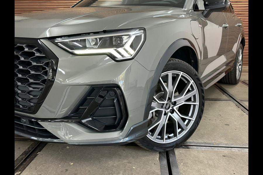 Audi Q3 Sportback 45 TFSI e S Edition | 20” Lichtmetaal | Carplay | Virtual Cockpit | 360° Camera | Sonos | ACC