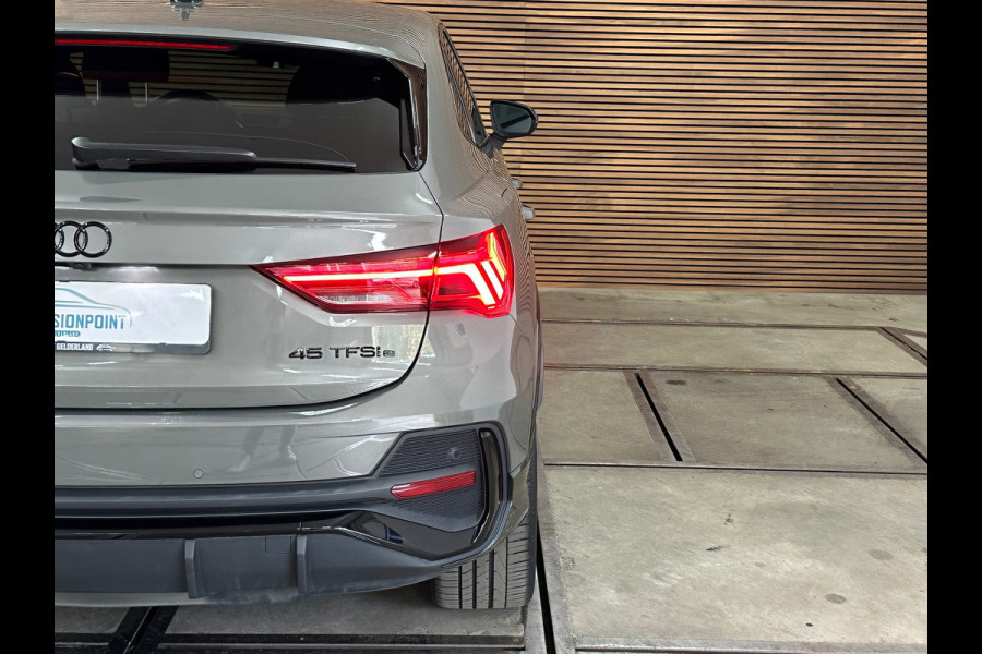 Audi Q3 Sportback 45 TFSI e S Edition | 20” Lichtmetaal | Carplay | Virtual Cockpit | 360° Camera | Sonos | ACC