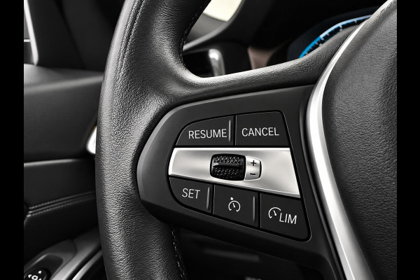 BMW 3 Serie Touring 330e Sportline Panoramadak Navi Carplay Cruise Control Full LED PDC VA Privacy Glass Live Cockpit Professional DAB+ Shadowline Hemel Antraciet